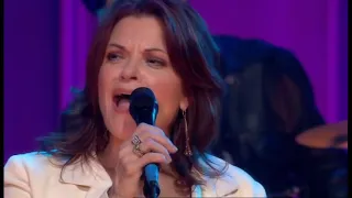 ROSANNE CASH - "TENNESSEE FLAT TOP BOX"  Live!