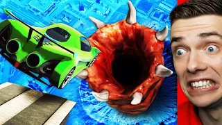 Driving Into GIANT WORM In GTA 5 (Insane)