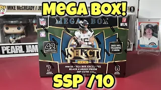 2022 Select Football Mega Box Target! SSP /10