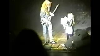 Megadeth - Dave And Two Little Fans ♥