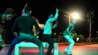 Funny Dance Hussein Aljasmi - Boshret Kheir حسين الجسمي - بشرة خير