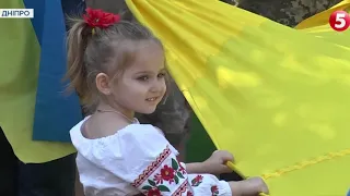 Морський парад, десантування та автопробіг: як святкували День Незалежності в регіонах України
