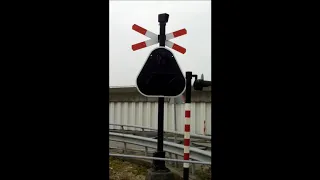 Spoorwegovergang Delfzijl // Dutch railroad crossing