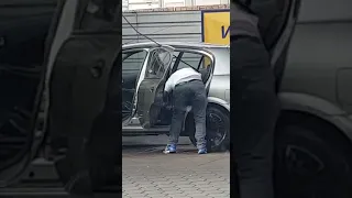 Hochdruckreiniger im Auto