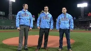 WS2013 Gm1: Medal of Honor recipients take the field