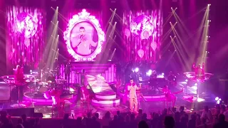 Robbie Williams Las Vegas Swings Both Ways pt2