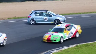 Peugeot 206 GTi spins at Hampton Downs 2kcup