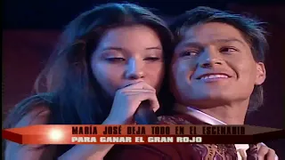 Gala Gran Rojo 2003 Cantantes Maria Jose Quintanilla - Colores en el Viento (Enero 2004)