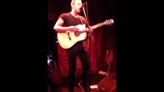Chris Martin's secret performance NYC August 6, 2014