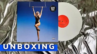 Miley Cyrus - Endless Summer Vacation (White Vinyl) | UNBOXING
