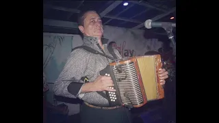 Alfredo Escudero y Los Montañeros No Quiere Ser Querida (En Vivo).