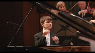 Mozart - Piano Concerto No. 13 in C major k. 415 | Irish Chamber Orchestra | Kevin Jansson