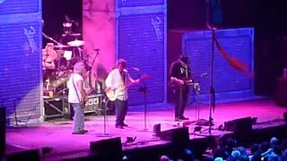 Neil Young & Crazy Horse "Hey Hey My My" live @ Paris Bercy 06/06/2013