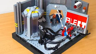 Lego Spiderman gets Venom MOC