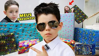 ABRINDO MEUS PRESENTES DE ANIVERSÁRIO DE 11 ANOS - Piero Start