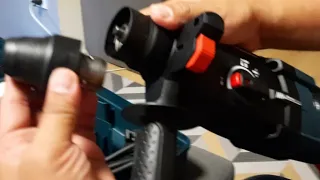 Bosch GBH 2-28 DFV Rotary Hammer Unboxing
