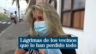 Lágrimas y desconsuelo entre los vecinos por el volcán de La Palma: "Pierdo mi casa nueva"