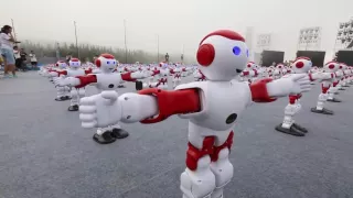 Most  1000 DANCING ROBOTS SET GUINESS RECORD