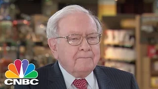 Warren Buffett: Bought A Big Chunk Of Apple | Squawk Box | CNBC