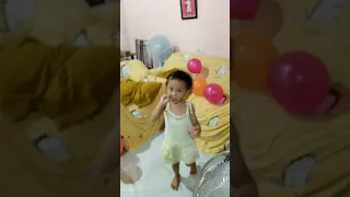 children pretend play the baloon