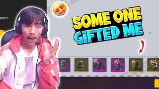 SOMEONE GIFTED ME NEW BUNDLES💎😱- GARENA FREE FIRE