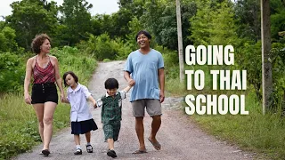 41 Half-Thai kids going to Thai government school for the first time | ลูกครึ่งไปโรงเรียนไทยครั้งแรก