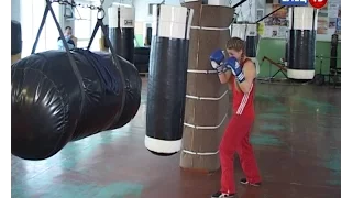 В боксе не только мужчины: ельчанка Алёна Башмакова показывает высокие успехи в спорте