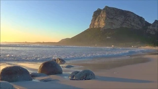 1 hour relaxation video - gentle ocean waves washing onto beautiful secluded beach - HD 1080P