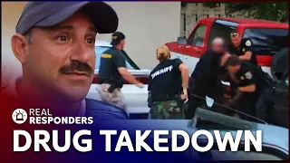 Undercover Cops Bust Suspects In Drug Takedown Operation | Cops | Real Responders