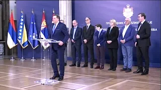 Obraćanje novinarima Vučića i Dodika u Beogradu