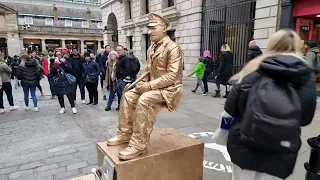 Amazing Human Statue | London | street performer | Entertainer