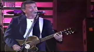 Som Brasil - Amado Batista canta "Meu Jeitinho" em Campinas em 1994