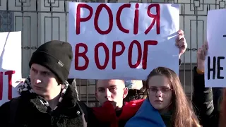 Ukrainians protest in Kyiv