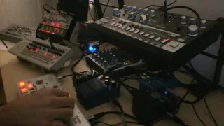 Pure Acid Trance Session 04 : Behringer TD-3-BK / TT-303 / TR-09 / Volca Bass