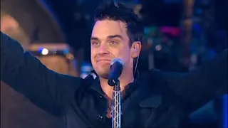 Robbie Williams   Angels  Live at Knebworth