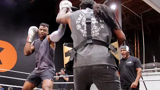 Francis Ngannou & Mike Tyson FULL MEDIA WORKOUT ahead of Tyson Fury MEGAFIGHT