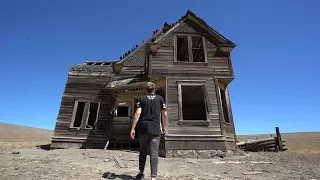 Forgotten House In Middle of Nowhere!!