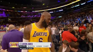 LeBron James puts on a show for Matt Stafford