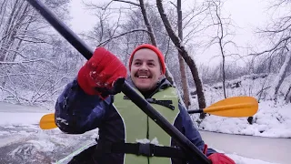 Jak (NIE) podróżować zimą 🛶 - KAJAKI na Świdrze 👯‍♂️ GDZIE BĄDŹ & Bartek Szaro