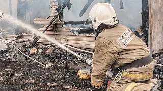 В Сургуте загорелась стройплощадка