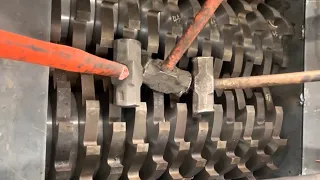 You Should See These Crushers Crush Everything Easily in One Minute - Powerful Modern Iron Shredder