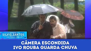 Ivo Rouba Guarda-chuva | Câmeras Escondidas (16/06/23)