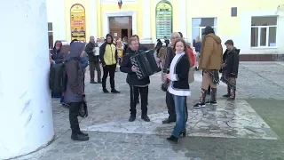 «Играй, гармонь!» на улицах Кировска