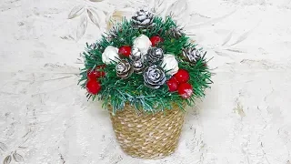 Christmas souvenir from jute. Crafts and Christmas presents. DIY