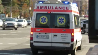 Compilation of Kiev medicine transport with Code 2/3. Kiev ambulances with siren and lights