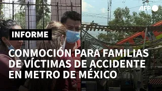 Familiares de víctimas “destrozados” tras accidente en metro de México | AFP