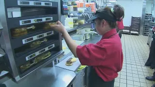 New $20 minimum wage for CA's fast-food workers starts next week