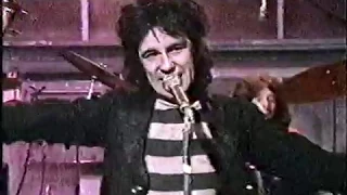 Sensational Alex Harvey Band 12-20-73 TV performance