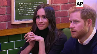 Harry and Meghan talk toasties in visit to cafe which supports homeless people