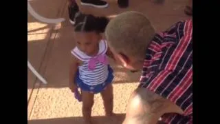 Chris Brown Dancing To "Hot Nigga" With A Baby [2014/08/31]